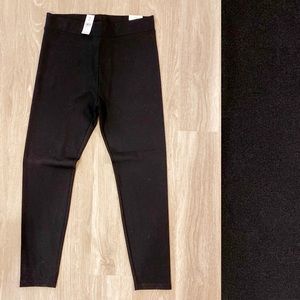 Lou & Grey | Loft Black Ponte Legging